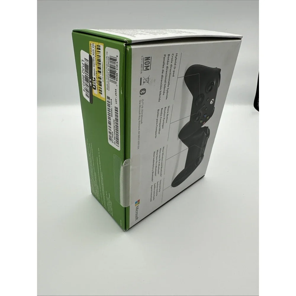 New Microsoft Xbox Series X|S Wireless Controller Carbon Black 1914